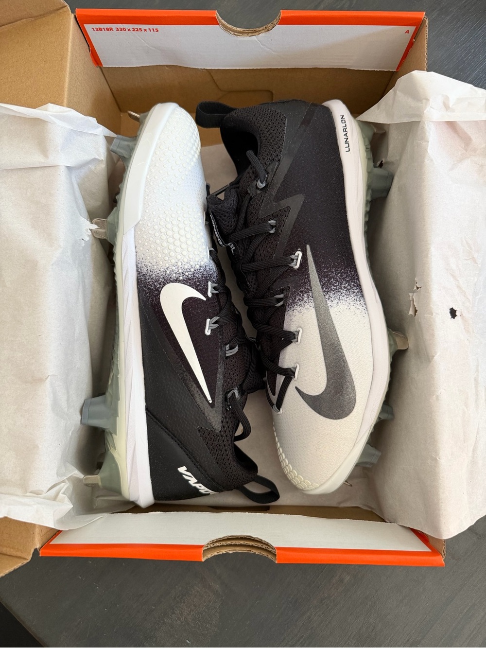 Nike Lunar Vapor Ultrafly Elite Cleats Size 9.5 NWT
